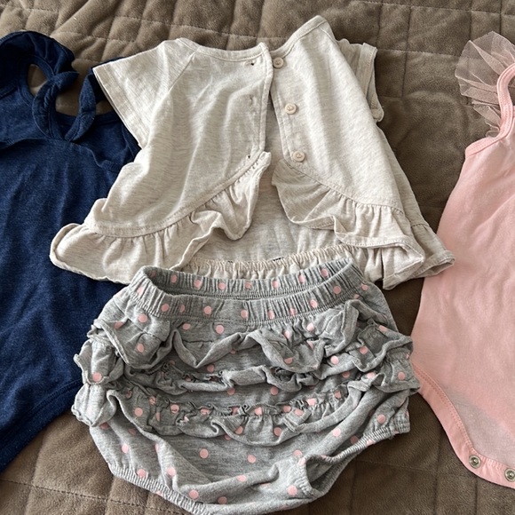 Minnie Mouse bundle - Picture 6 of 8